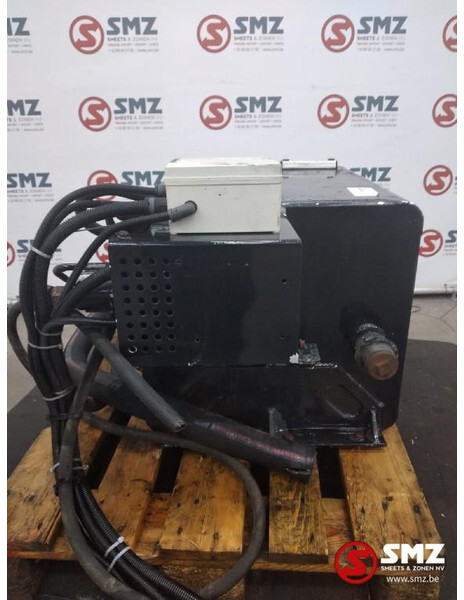 Diversen Occ hydrauliektank 150L 60cmx50cmx50cm - Depósito hidráulico para Camión: foto 1 Diversen Occ hydrauliektank 150L 60cmx50cmx50cm - Depósito hidráulico para Camión: foto 1