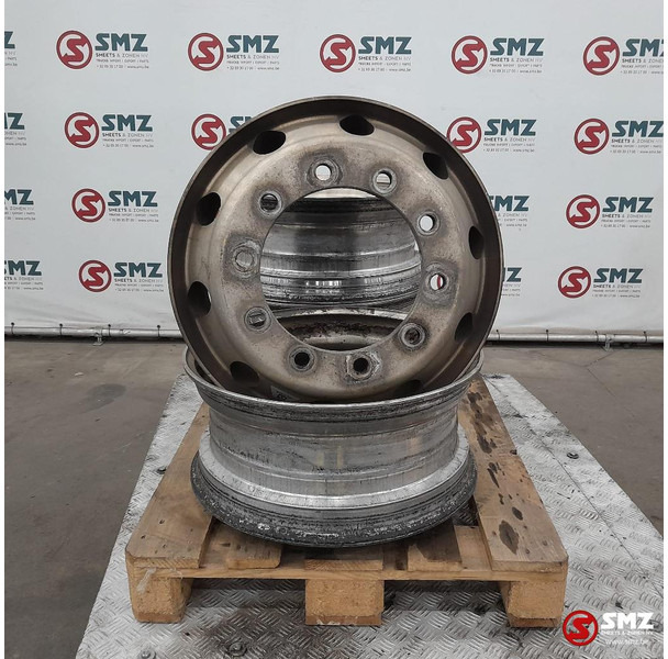 Diversen Occ set van 4 velgen 22,5 x 9,00 Alcoa - Llanta para Camión: foto 1 Diversen Occ set van 4 velgen 22,5 x 9,00 Alcoa - Llanta para Camión: foto 1