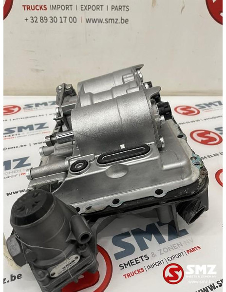 Iveco Occ ASTRONIC GEAR SELECTOR IVECO - Caja de cambios para Camión: foto 5 Iveco Occ ASTRONIC GEAR SELECTOR IVECO - Caja de cambios para Camión: foto 5