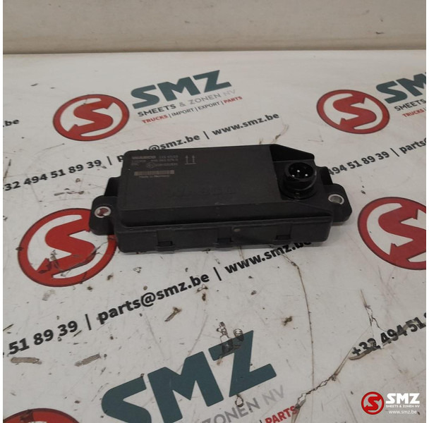 Iveco Occ ECU ESC regeleenheid Iveco - Unidad de control para Camión: foto 1 Iveco Occ ECU ESC regeleenheid Iveco - Unidad de control para Camión: foto 1