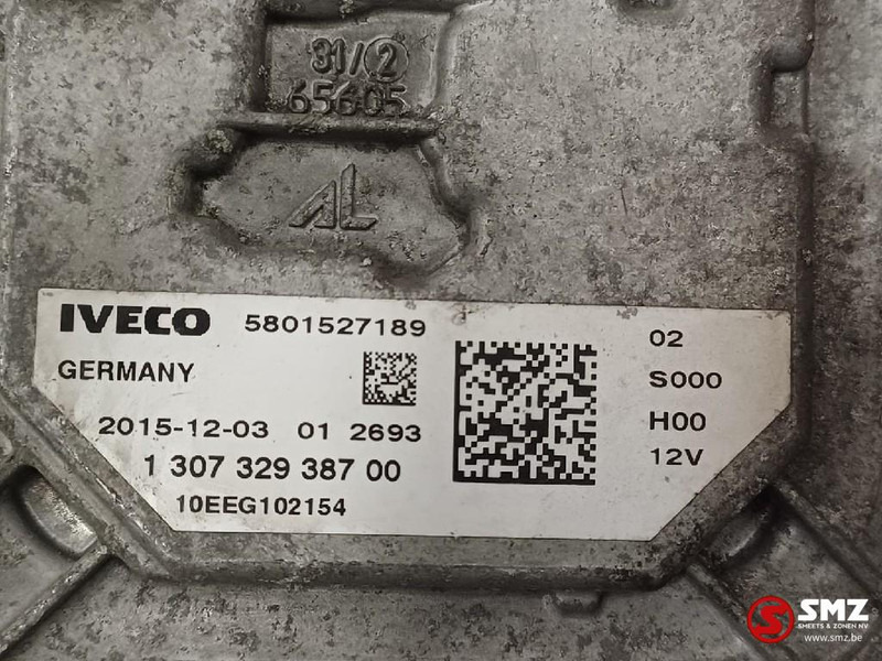 Iveco Occ koplamp links Iveco - Faro delantero para Camión: foto 4 Iveco Occ koplamp links Iveco - Faro delantero para Camión: foto 4