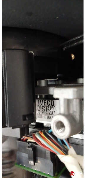 Iveco Occ stuurwiel + stuurkolom + stuurkolomschakelaars - Dirección para Camión: foto 5 Iveco Occ stuurwiel + stuurkolom + stuurkolomschakelaars - Dirección para Camión: foto 5