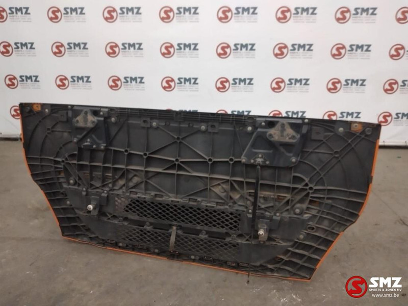 Iveco Occ voorpaneel grille Iveco - Parrilla para Camión: foto 2 Iveco Occ voorpaneel grille Iveco - Parrilla para Camión: foto 2