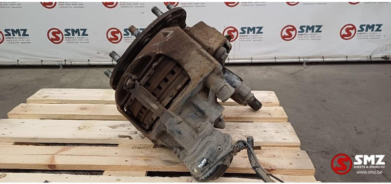 Iveco Occ wielnaaf + remklauw links meeloopas Iveco - Dirección para Camión: foto 4 Iveco Occ wielnaaf + remklauw links meeloopas Iveco - Dirección para Camión: foto 4