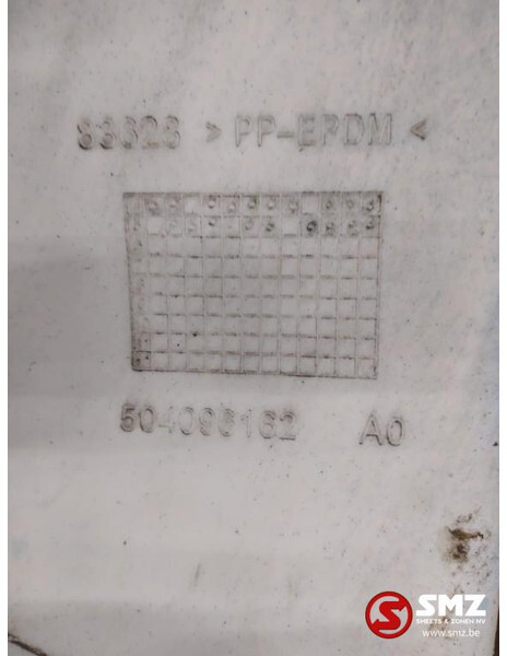 Iveco Occ windgeleider rechts Iveco Stralis - Cabina e interior para Camión: foto 3 Iveco Occ windgeleider rechts Iveco Stralis - Cabina e interior para Camión: foto 3