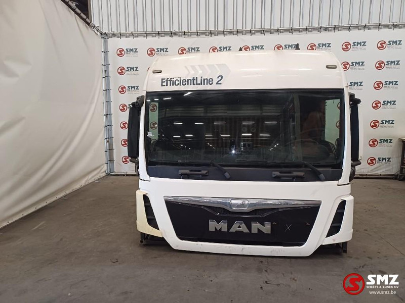 MAN Occ cabine MAN TGX euro 6 - Cabina e interior para Camión: foto 2 MAN Occ cabine MAN TGX euro 6 - Cabina e interior para Camión: foto 2