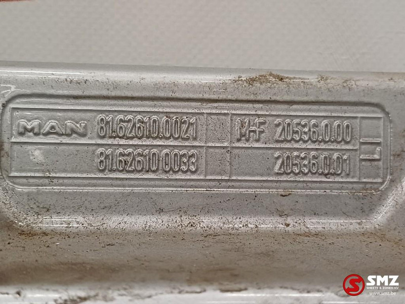 MAN Occ deurverlenging links MAN - Puerta y piezas para Camión: foto 3 MAN Occ deurverlenging links MAN - Puerta y piezas para Camión: foto 3