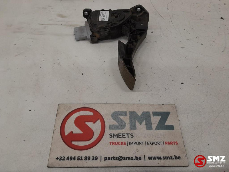 MAN Occ gaspedaal MAN - Cabina e interior para Camión: foto 3 MAN Occ gaspedaal MAN - Cabina e interior para Camión: foto 3