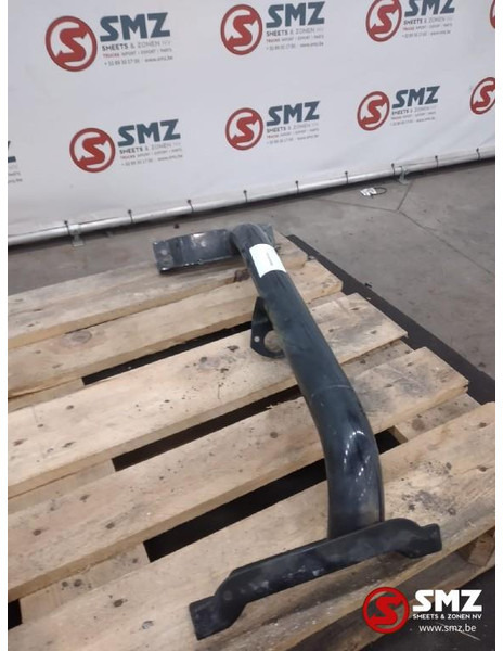 MAN Occ spatbordsteun rechts MAN - Carrocería y exterior para Camión: foto 1 MAN Occ spatbordsteun rechts MAN - Carrocería y exterior para Camión: foto 1