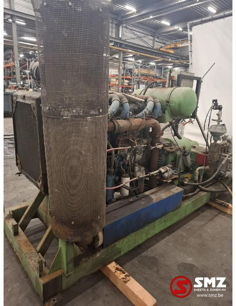 DAF Occ hogedrukwaterstraalinstallatie DAF 1160 - Maquinaria de construcción: foto 4 DAF Occ hogedrukwaterstraalinstallatie DAF 1160 - Maquinaria de construcción: foto 4