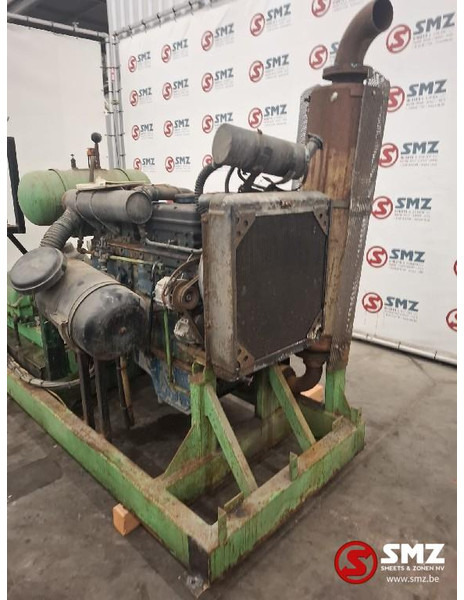 DAF Occ hogedrukwaterstraalinstallatie DAF 1160 - Maquinaria de construcción: foto 2 DAF Occ hogedrukwaterstraalinstallatie DAF 1160 - Maquinaria de construcción: foto 2