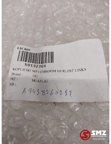 Mercedes-Benz Occ chrome frame verlichting links Mercedes Actros - Luz/ Iluminación para Camión: foto 3 Mercedes-Benz Occ chrome frame verlichting links Mercedes Actros - Luz/ Iluminación para Camión: foto 3