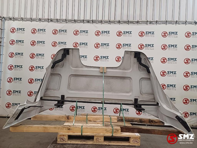 Mercedes-Benz Occ dakspoiler + spoilers boven links + rechts Mer - Aerodinámica/ Spoiler para Camión: foto 2 Mercedes-Benz Occ dakspoiler + spoilers boven links + rechts Mer - Aerodinámica/ Spoiler para Camión: foto 2