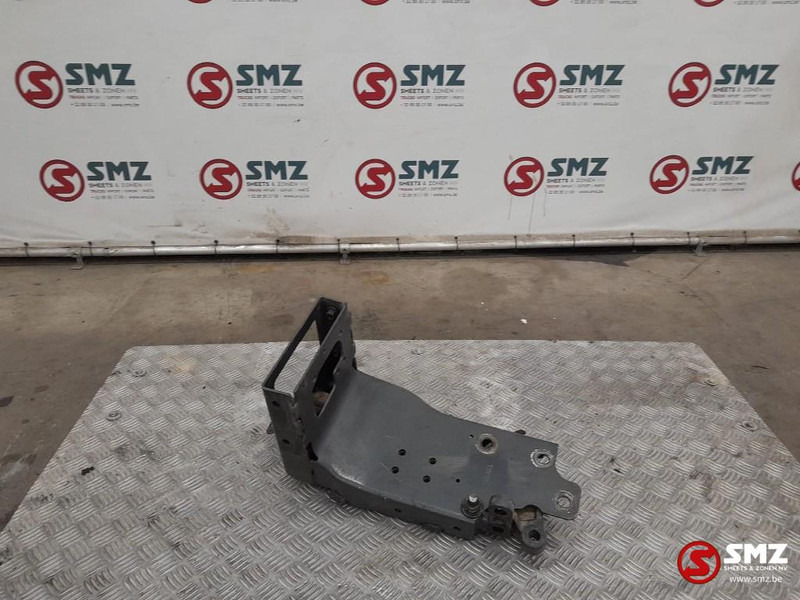 Mercedes-Benz Occ onderste tredebeugel rechts Mercedes - Bastidor/ Chasis para Camión: foto 1 Mercedes-Benz Occ onderste tredebeugel rechts Mercedes - Bastidor/ Chasis para Camión: foto 1