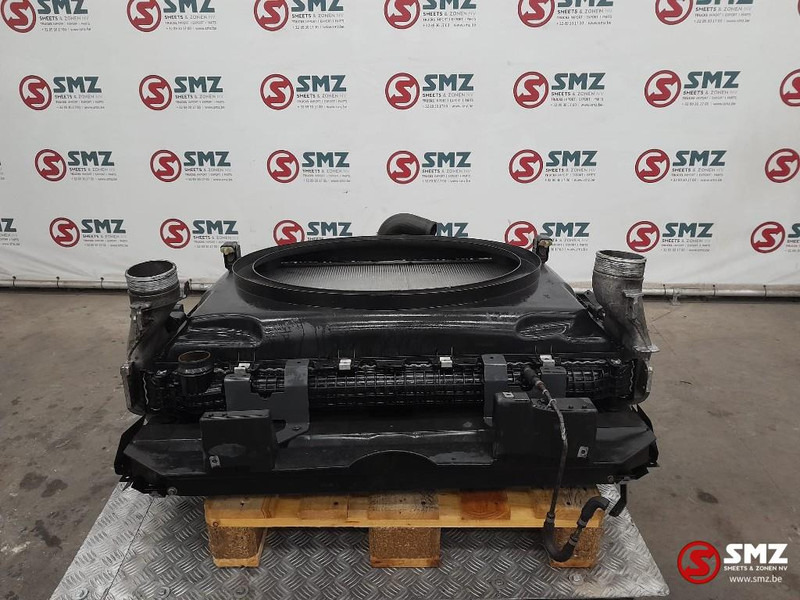 Mercedes-Benz Occ radiator + intercooler Mercedes - Radiador para Camión: foto 2 Mercedes-Benz Occ radiator + intercooler Mercedes - Radiador para Camión: foto 2