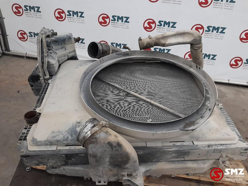 Mercedes-Benz Occ radiator + intercooler + koelvloeistofreservoi - Radiador para Camión: foto 1 Mercedes-Benz Occ radiator + intercooler + koelvloeistofreservoi - Radiador para Camión: foto 1