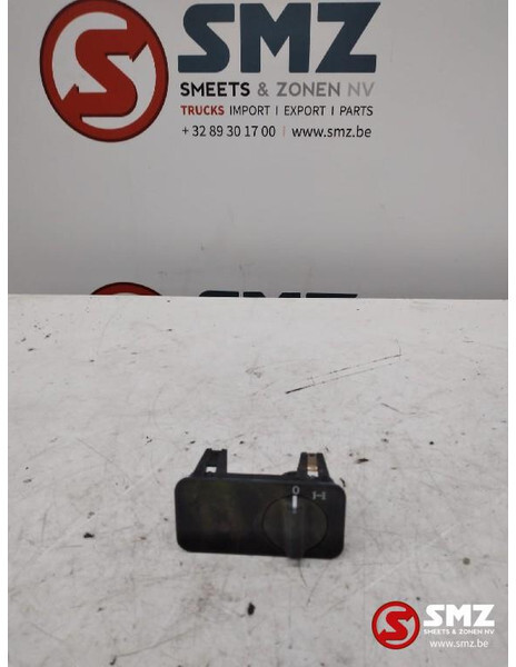 Mercedes-Benz Occ schakelaar differentieelslot Mercedes Atego - Sistema eléctrico para Camión: foto 1 Mercedes-Benz Occ schakelaar differentieelslot Mercedes Atego - Sistema eléctrico para Camión: foto 1