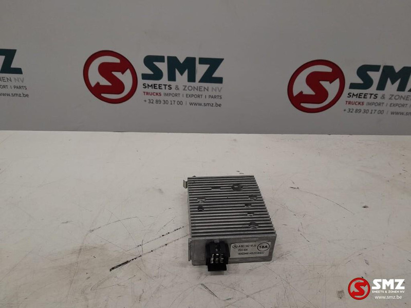 Mercedes-Benz Occ spanningsomvormer Mercedes Actros MP4 A0015421 - Unidad de control para Camión: foto 1 Mercedes-Benz Occ spanningsomvormer Mercedes Actros MP4 A0015421 - Unidad de control para Camión: foto 1
