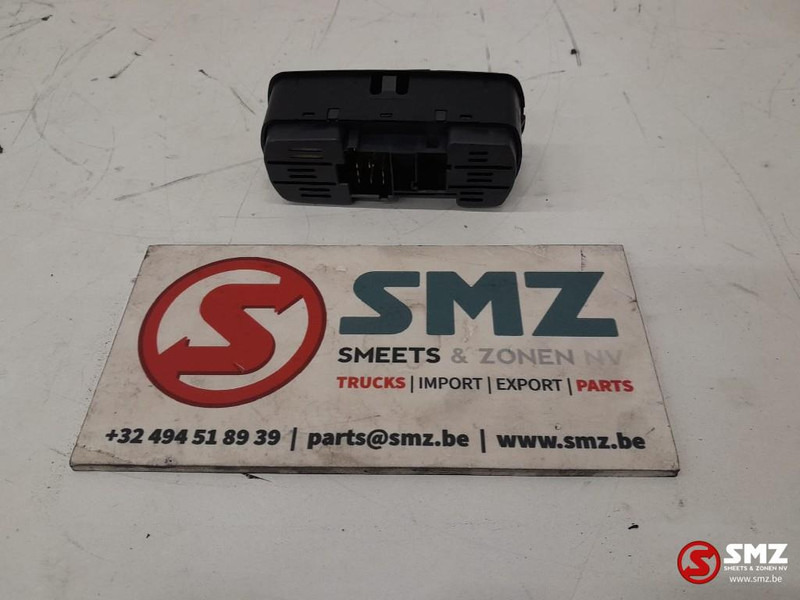 Mercedes-Benz Raamopener schakelaar passagierszijde Mercedes - Sistema eléctrico para Camión: foto 3 Mercedes-Benz Raamopener schakelaar passagierszijde Mercedes - Sistema eléctrico para Camión: foto 3