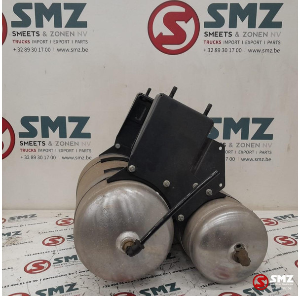 Iveco Occ set luchtketels 20L 14Bar + 15L 14Bar Iveco - Piezas de recambio para Camión: foto 2 Iveco Occ set luchtketels 20L 14Bar + 15L 14Bar Iveco - Piezas de recambio para Camión: foto 2