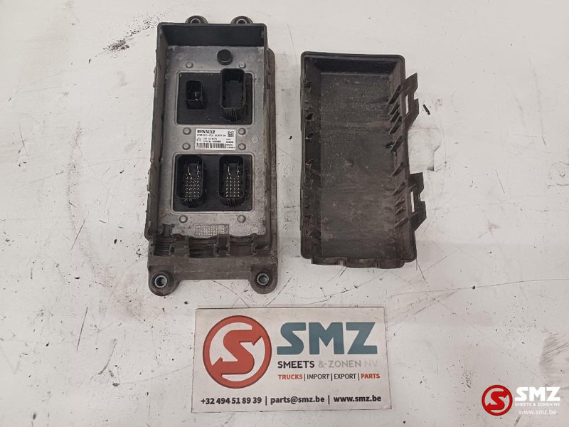 Renault Occ ECU CCIOM regeleenheid Renault - Unidad de control para Camión: foto 1 Renault Occ ECU CCIOM regeleenheid Renault - Unidad de control para Camión: foto 1