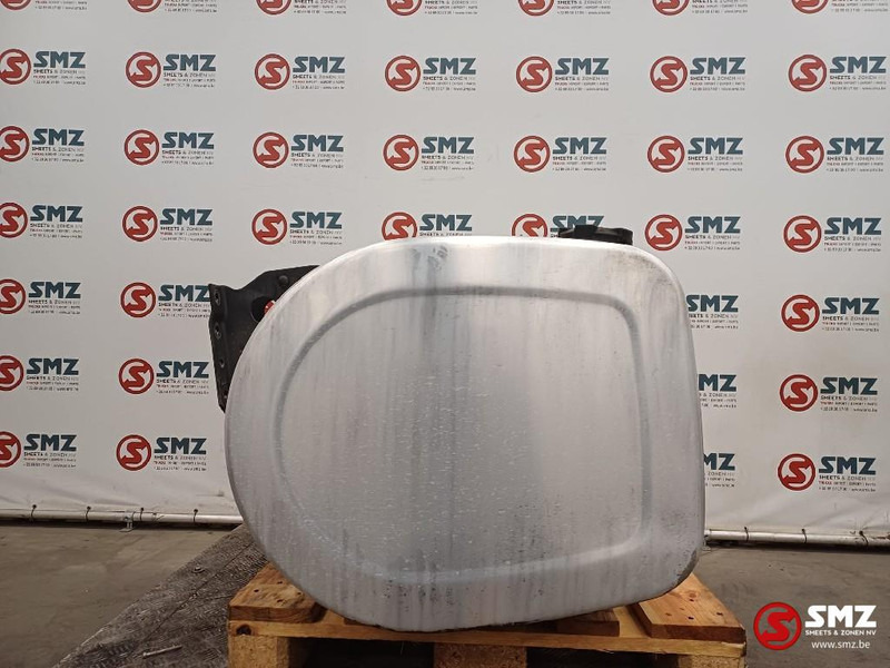 Renault Occ brandstoftank met steunen 415L Renault - Depósito de combustible para Camión: foto 4 Renault Occ brandstoftank met steunen 415L Renault - Depósito de combustible para Camión: foto 4