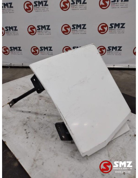 Renault Occ cabinespoiler links Renault - Aerodinámica/ Spoiler para Camión: foto 1 Renault Occ cabinespoiler links Renault - Aerodinámica/ Spoiler para Camión: foto 1