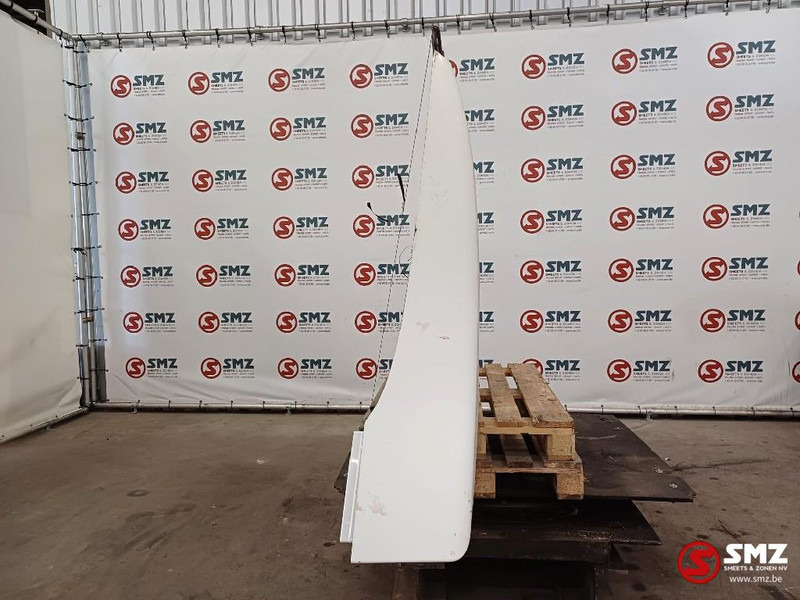 Renault Occ dakspoiler Renault - Aerodinámica/ Spoiler para Camión: foto 4 Renault Occ dakspoiler Renault - Aerodinámica/ Spoiler para Camión: foto 4