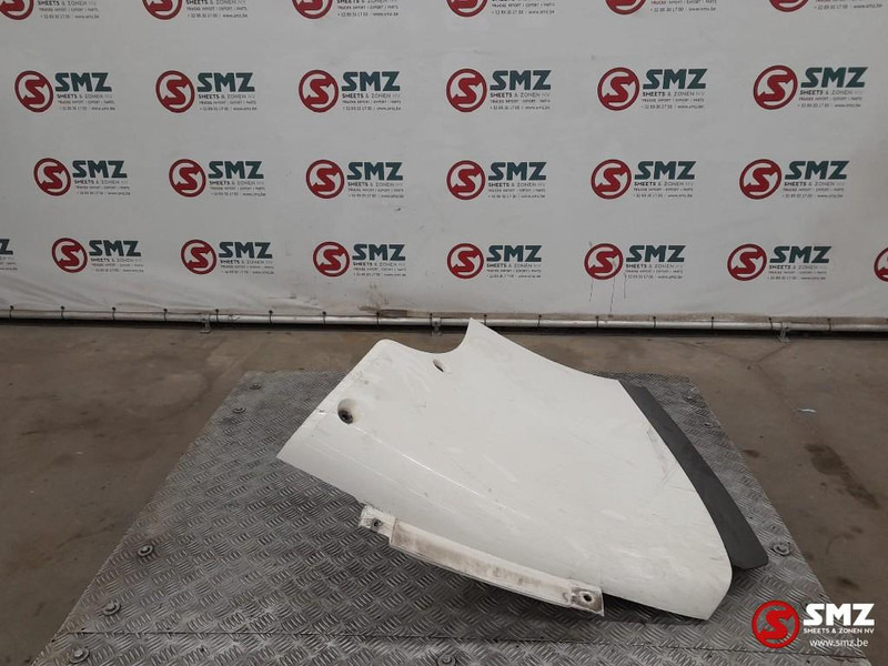 Scania Occ cabinespoiler rechtsboven Scania - Aerodinámica/ Spoiler para Camión: foto 2 Scania Occ cabinespoiler rechtsboven Scania - Aerodinámica/ Spoiler para Camión: foto 2