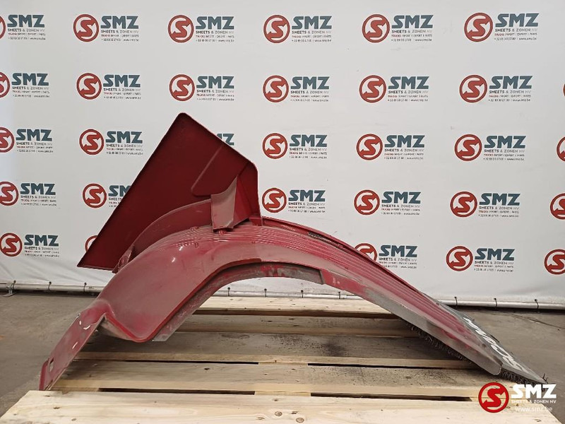 Scania Occ spatbord linksvooraan + rechtsachteraan Scania - Carrocería y exterior para Camión: foto 2 Scania Occ spatbord linksvooraan + rechtsachteraan Scania - Carrocería y exterior para Camión: foto 2