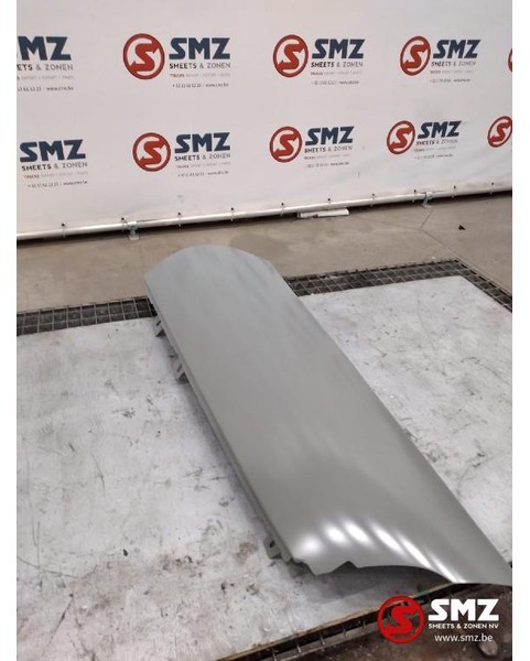 Volvo Cabinehoek rechts Volvo FH,FH12,FH16 - Cabina e interior para Camión: foto 1 Volvo Cabinehoek rechts Volvo FH,FH12,FH16 - Cabina e interior para Camión: foto 1