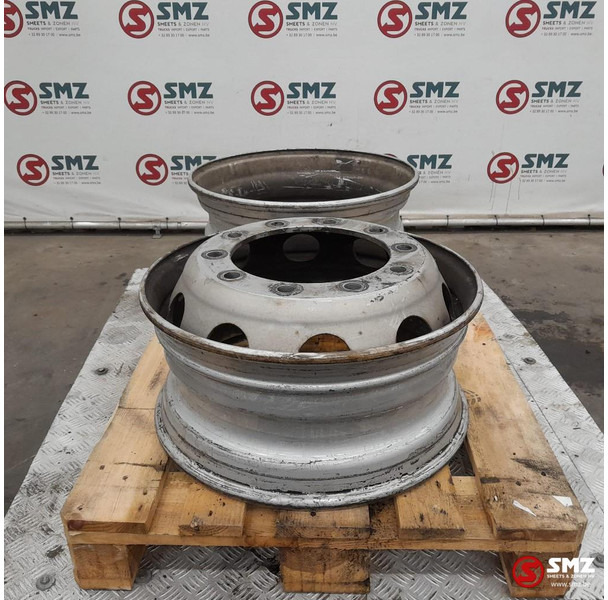 Volvo Occ set van 2 velgen 22.5x9.00 Volvo - Llanta para Camión: foto 3 Volvo Occ set van 2 velgen 22.5x9.00 Volvo - Llanta para Camión: foto 3