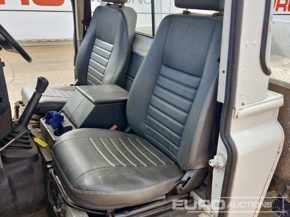 Pick-up 2007 Land Rover Defender: foto 19