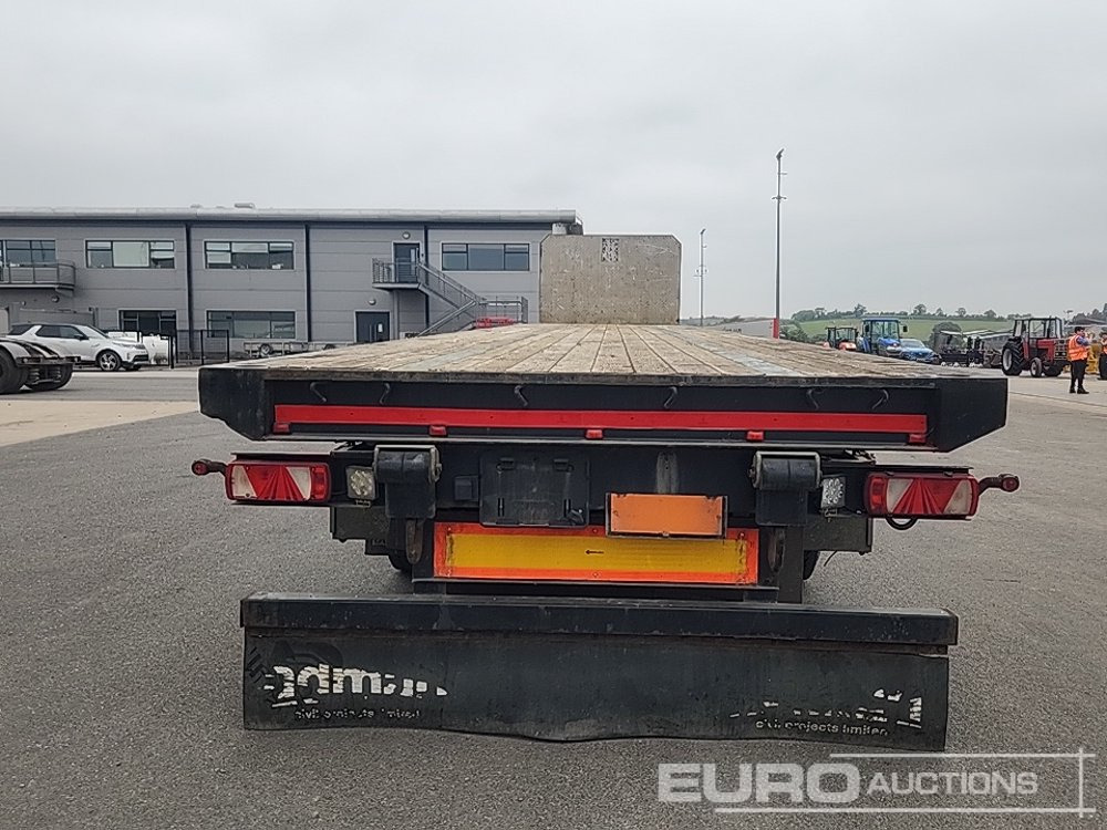 2010 Dennison 45' Tri Axle Flat Trailer, Goal Post Sockets - Semirremolque plataforma/ Caja abierta: foto 3 2010 Dennison 45' Tri Axle Flat Trailer, Goal Post Sockets - Semirremolque plataforma/ Caja abierta: foto 3