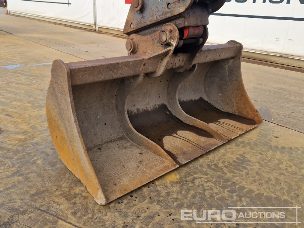 Excavadora de cadenas 2010 Hitachi ZX225USLC-3: foto 9 Excavadora de cadenas 2010 Hitachi ZX225USLC-3: foto 9