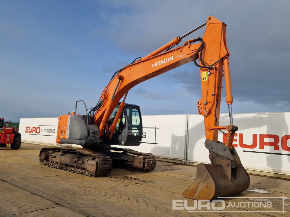 Excavadora de cadenas 2010 Hitachi ZX225USLC-3: foto 7 Excavadora de cadenas 2010 Hitachi ZX225USLC-3: foto 7