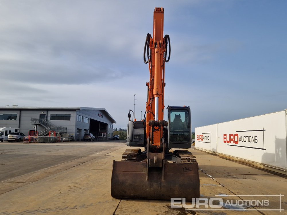 Excavadora de cadenas 2010 Hitachi ZX225USLC-3: foto 8 Excavadora de cadenas 2010 Hitachi ZX225USLC-3: foto 8