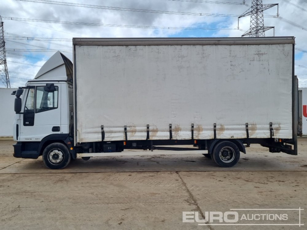 2010 Iveco 75E16 EEV - Camión lona: foto 2 2010 Iveco 75E16 EEV - Camión lona: foto 2