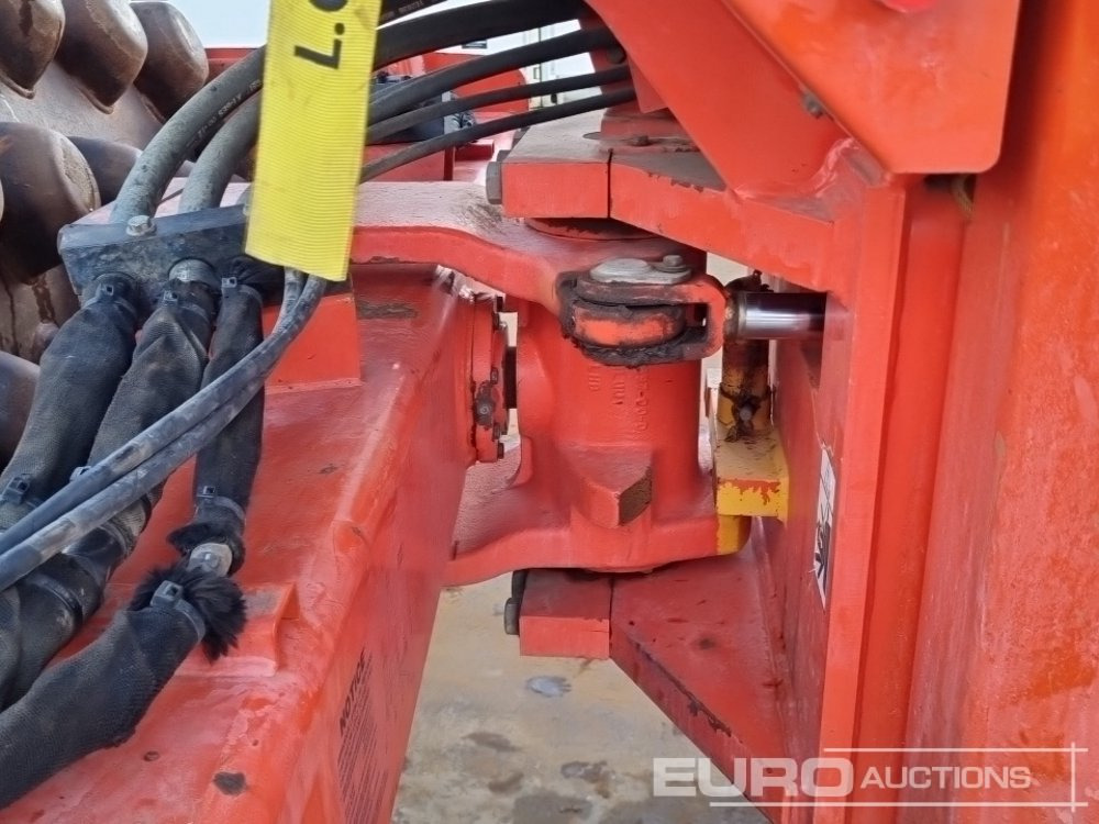 Rodillo 2011 CAT CP533E: foto 17 Rodillo 2011 CAT CP533E: foto 17