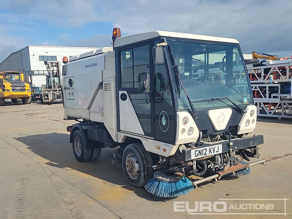 Barredora vial 2012 Scarab 4x2 Road Sweeper, Reverse Camera, A/C: foto 7