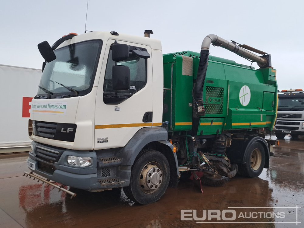 2013 DAF LF55.220 - Barredora vial: foto 1 2013 DAF LF55.220 - Barredora vial: foto 1