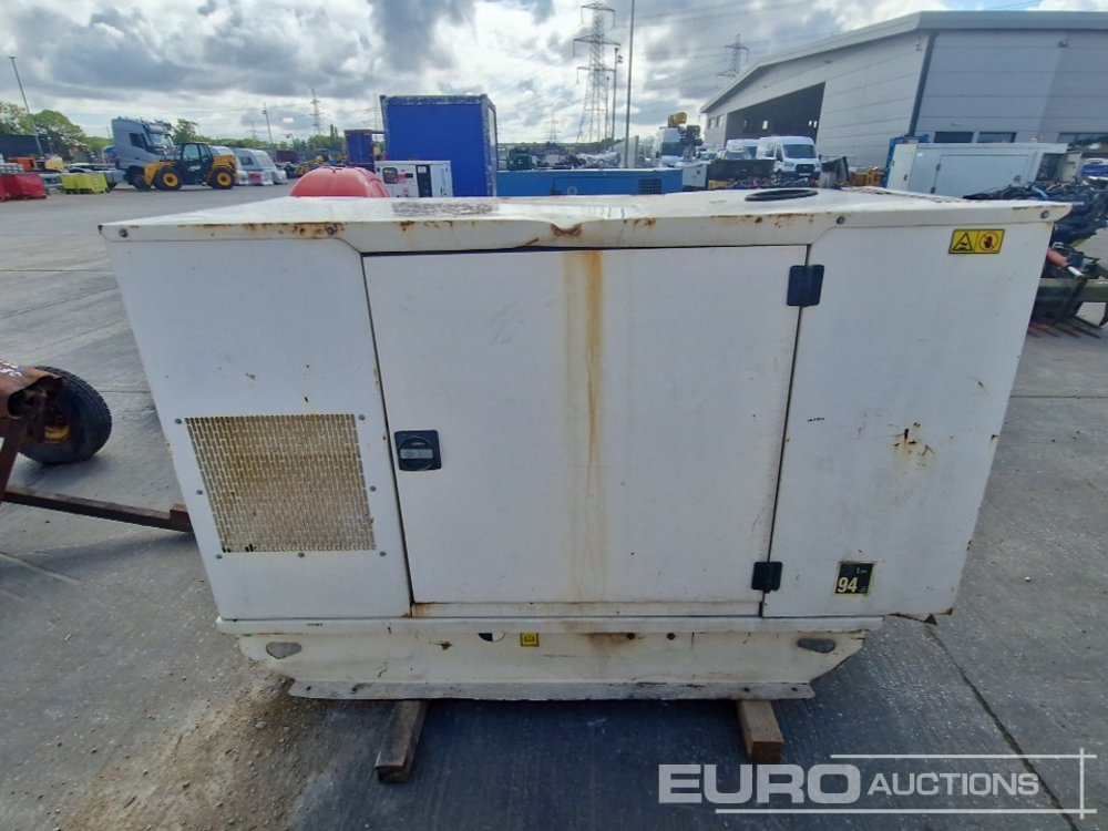 2013 FG Wilson P33-3 - Generador industriale: foto 4 2013 FG Wilson P33-3 - Generador industriale: foto 4