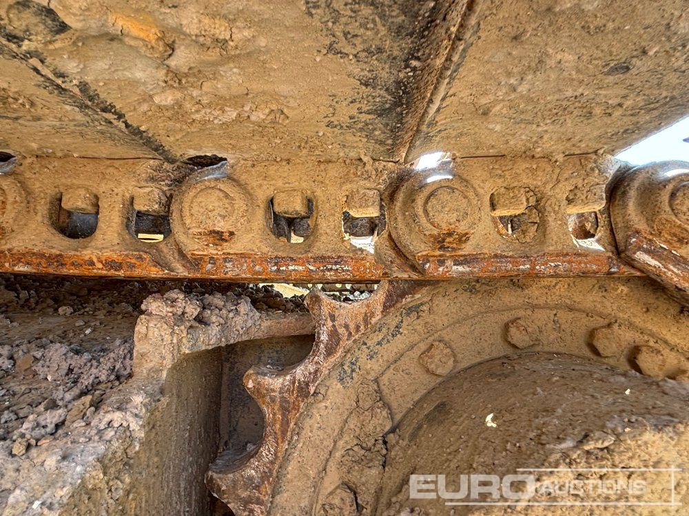 2013 New Holland Kobelco E140CSR - Excavadora de cadenas: foto 5 2013 New Holland Kobelco E140CSR - Excavadora de cadenas: foto 5