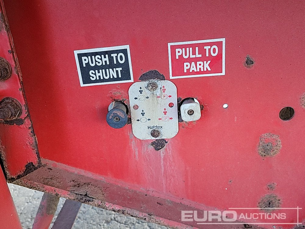 Semirremolque volquete 2013 Rothdean Tri Axle Bulk Tipping Trailer: foto 32