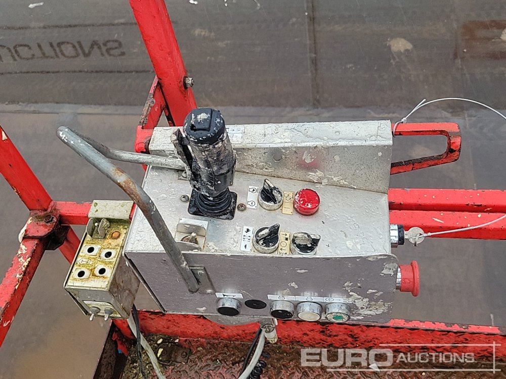 Plataforma elevadora 2013 SkyJack SJ9250: foto 16