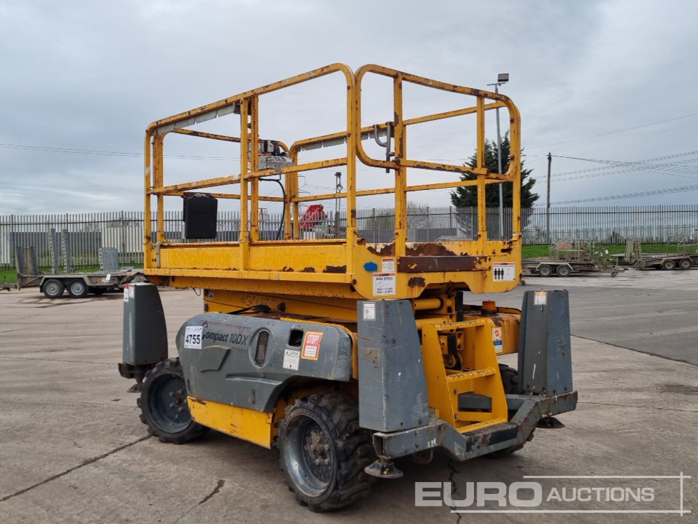 2014 Haulotte Compact 10DX - Plataforma elevadora: foto 3 2014 Haulotte Compact 10DX - Plataforma elevadora: foto 3