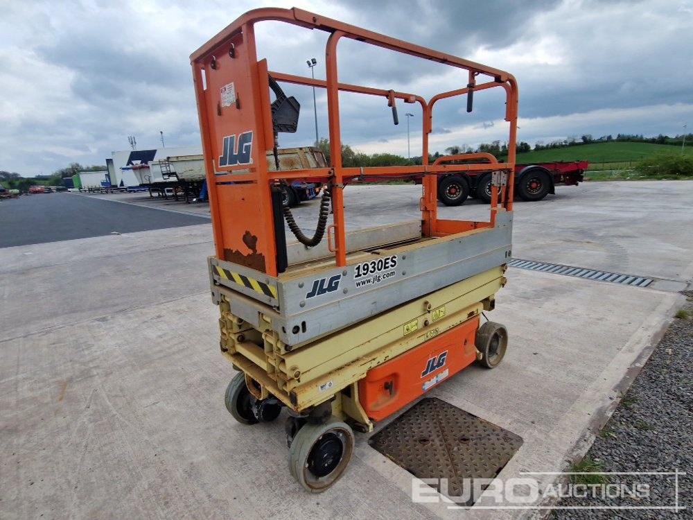 2014 JLG 1930ES Electric Scissor Lift, 7.72m Working Height, 230kg Platform Capacity, Extending Deck, None Marking Tyres - Plataforma elevadora: foto 1 2014 JLG 1930ES Electric Scissor Lift, 7.72m Working Height, 230kg Platform Capacity, Extending Deck, None Marking Tyres - Plataforma elevadora: foto 1