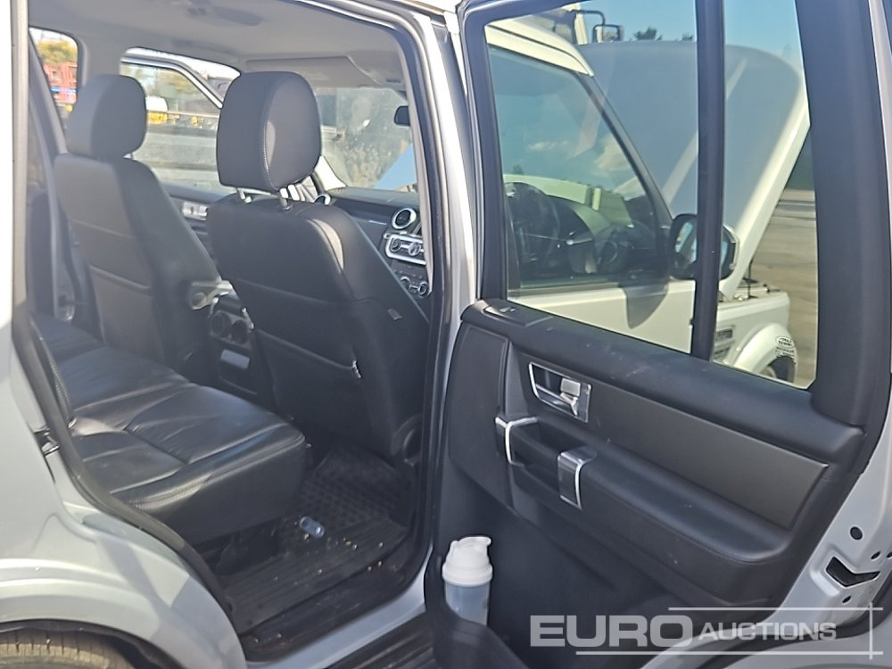 Coche 2014 Land Rover Discovery 4 SDV6: foto 25