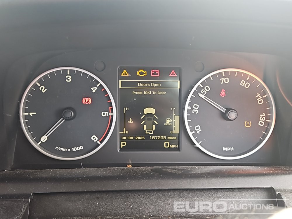 Coche 2014 Land Rover Discovery 4 SDV6: foto 35