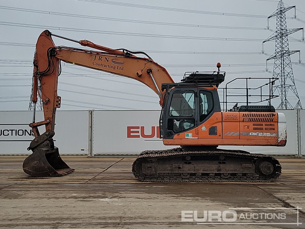 2015 Doosan DX225LC-3 - Excavadora de cadenas: foto 2 2015 Doosan DX225LC-3 - Excavadora de cadenas: foto 2
